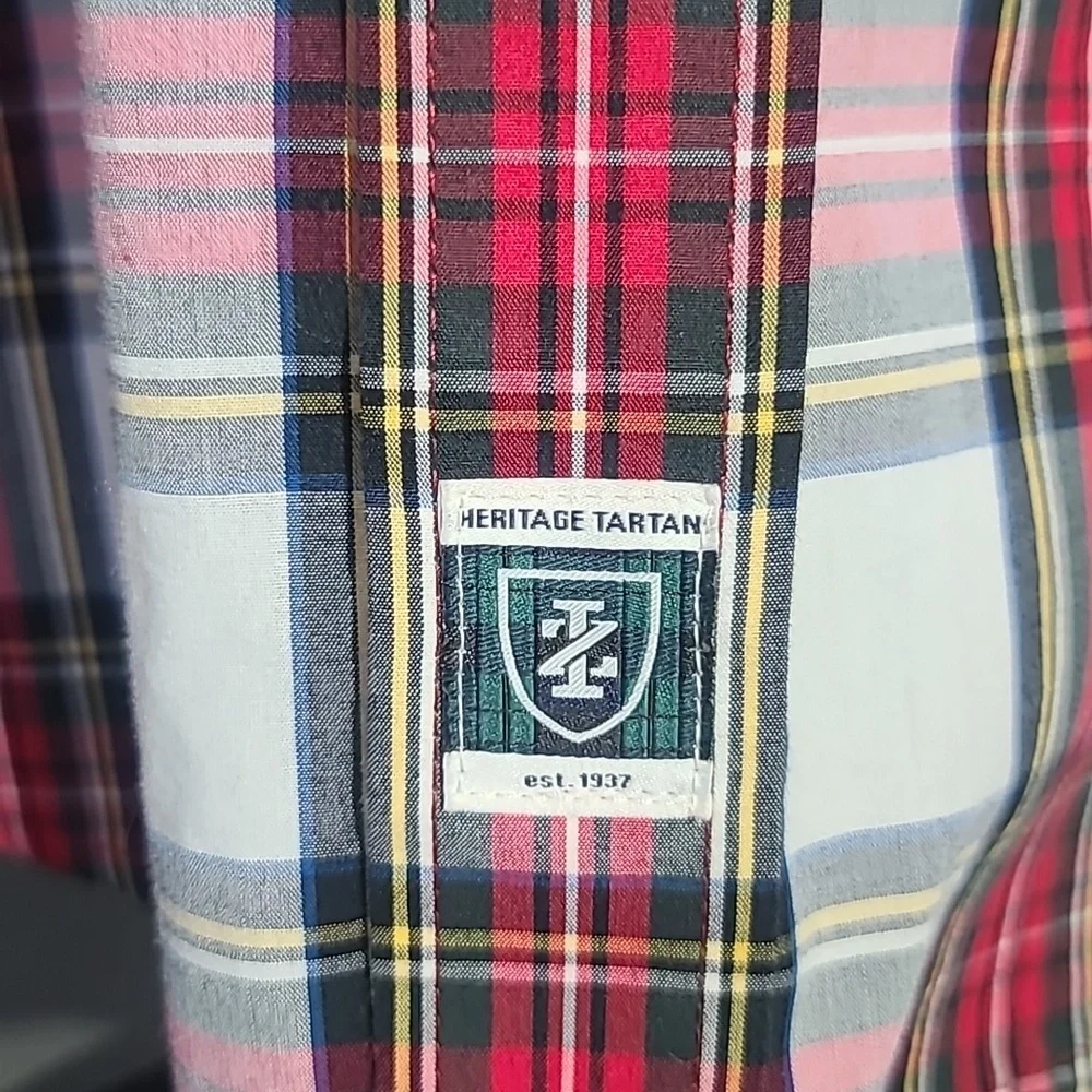 IZOD Heritage Tartan Red & White Plaid Long-Sleeve Button-Down Shirt